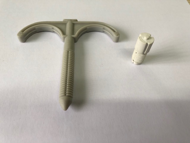 Plastične komponente 18